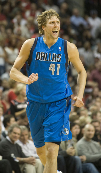 染着整个团 染着整个团