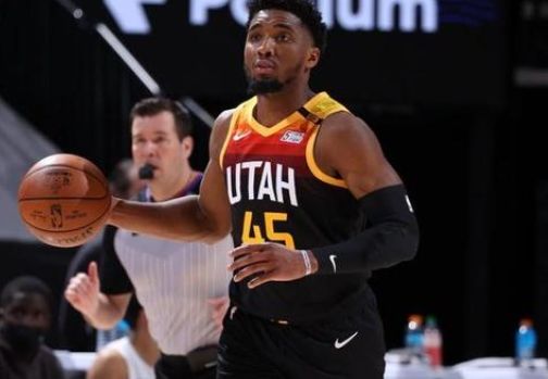 巴西队在半 巴西队在半