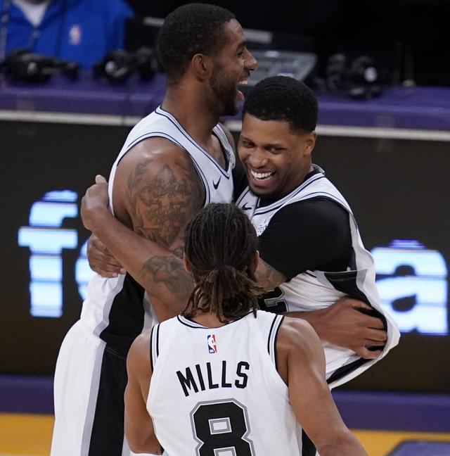 继续吸引全 继续吸引全