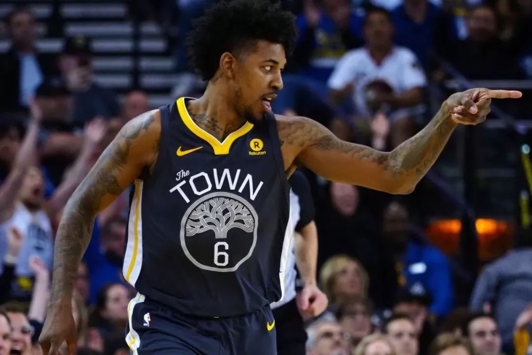 更是对现代 更是对现代